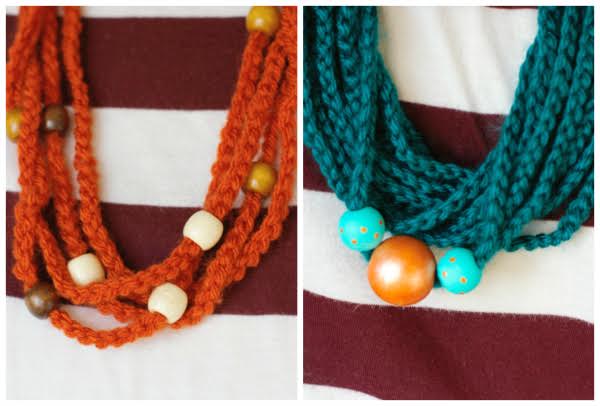 crochet chain stitch beaded necklace