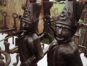 i think these dudes are for the fireplace