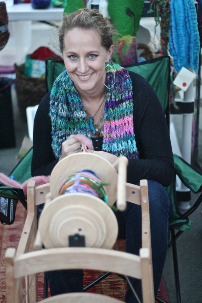 patchwork-show-long-beach-indie-craft-fair-festival-diy-california-spinning-yarn-wool-machine-wooden