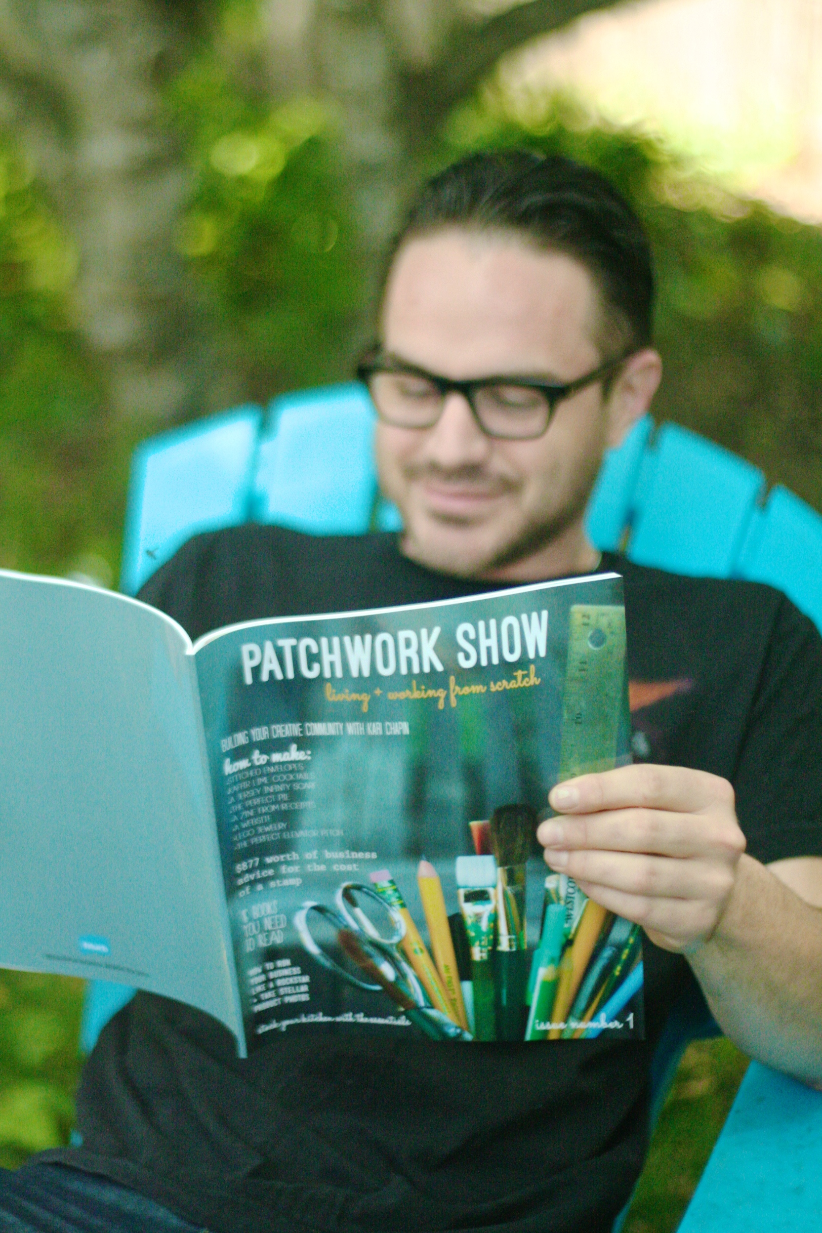 patchwork-show-magazine-indie-craft-diy-man-reading-glasses