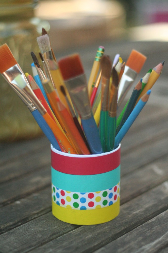 washi-tape-diy-craft-tutorial-how-to-pencil-paintbrush-holder-coffee-can-jar
