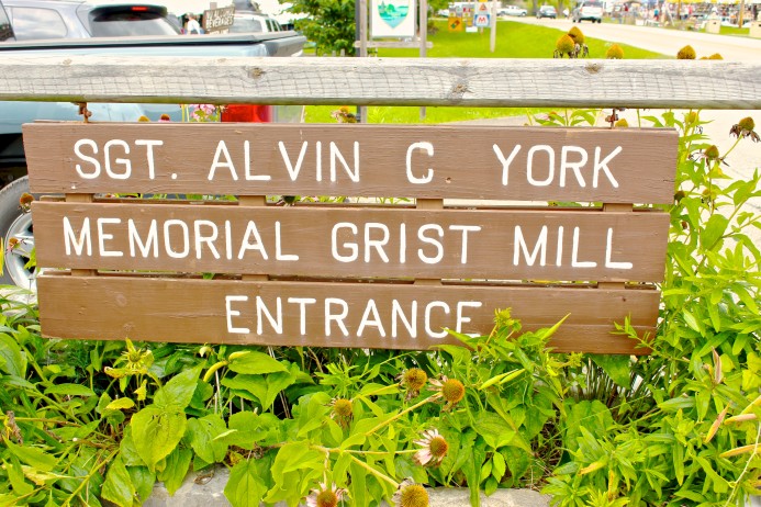 the-127-yard-sale-corridor-kentucky-Russell-Springs-frankfort-tennessee-Sergeant Alvin C. York Memorial Grist Mill