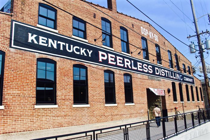 Kentucky Peerless - Willet Distillery - Copper and Kings - Kentucky Cooperage - Heaven Hill - Adventures on the 127 yard sale- The Best of The Bourbon Trail from Dear Handmade Life