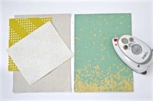 Simple DIY fabric wallet from Dear Handmade Life