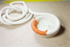 DIY No-Sew Mini Rope Basket from Dear Handmade Life