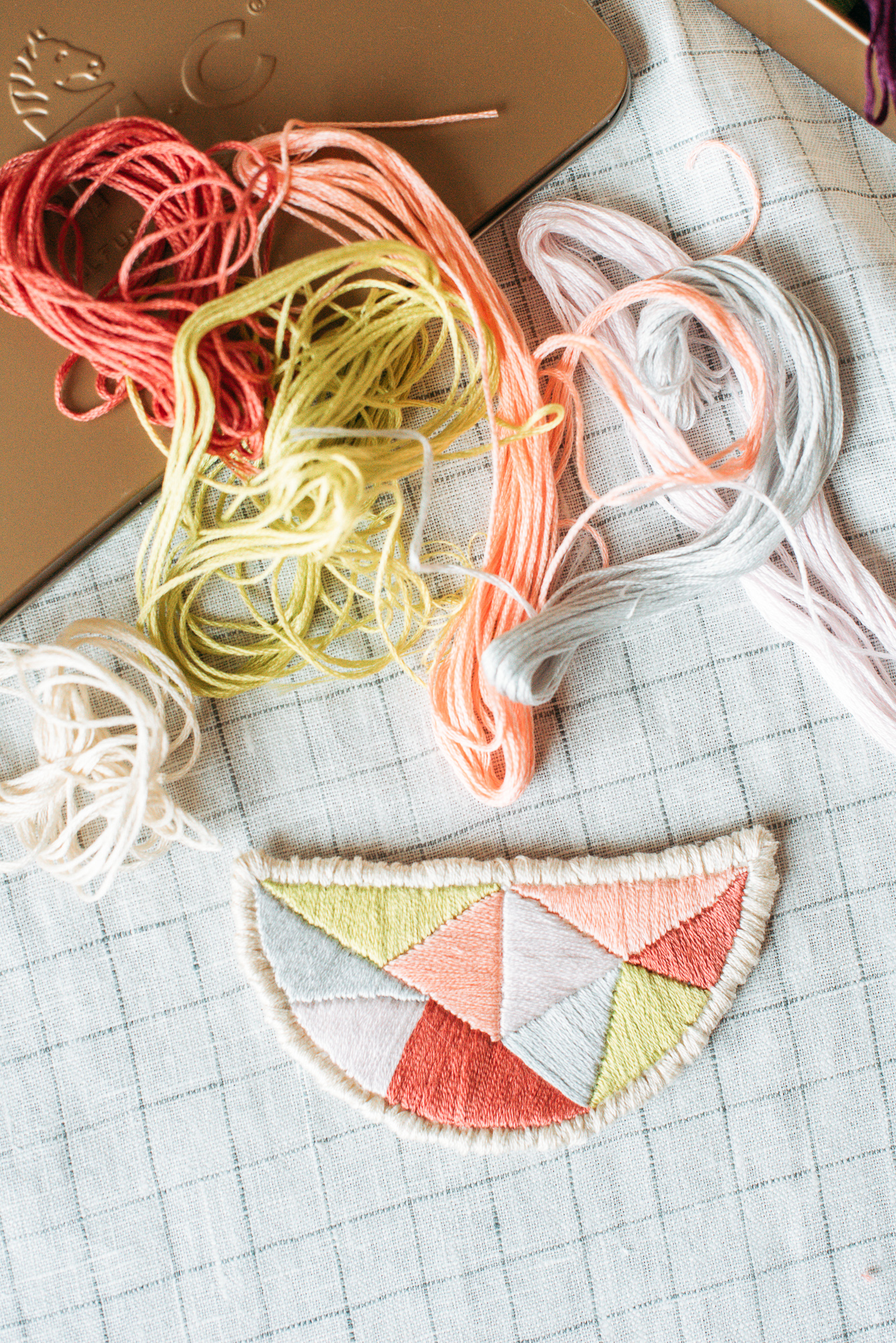 DIY embroidered necklace Dear Handmade Life